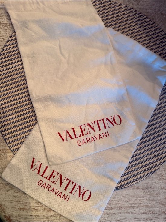 Valentino Shoes - Valentino White Dust Bags with Red Logo Set